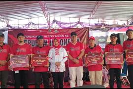 Penyerahan Dana Surplus UPK BUMDESMA Mekarsari untuk Lima Kalurahan